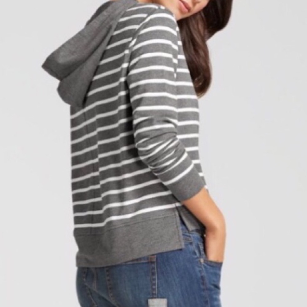 CABI GRAY STRIPED HOODIE